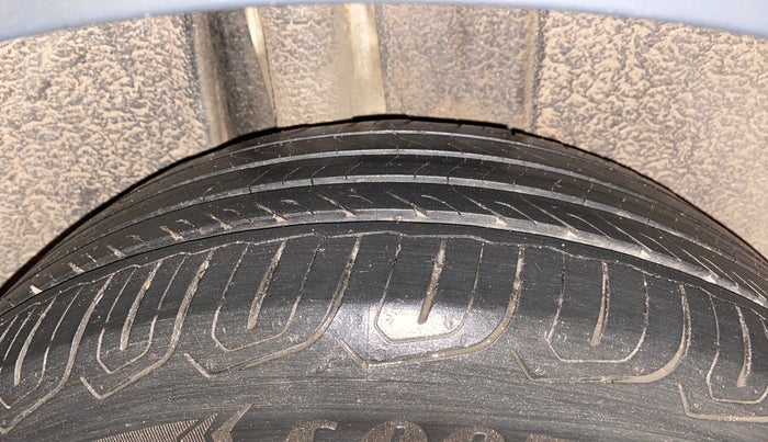 2021 Skoda KUSHAQ AMBITION 1.0L TSI MT, Petrol, Manual, 54,738 km, Right Rear Tyre Tread