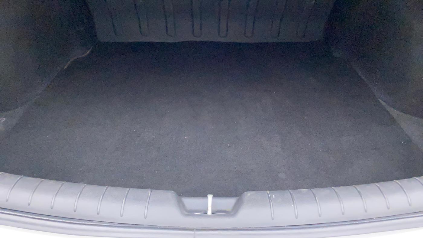 2018 Hyundai Verna 1.6 CRDI SX + AT, Diesel, Automatic, 97,553 km, Boot Inside