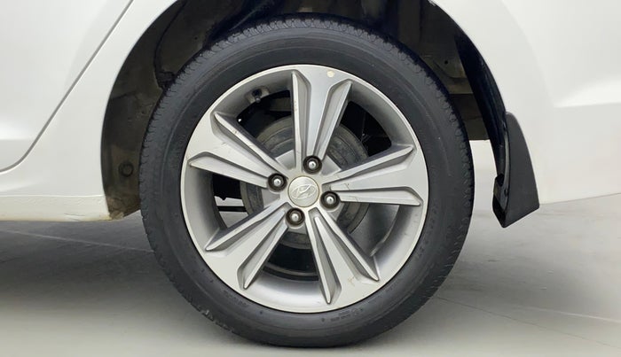 2018 Hyundai Verna 1.6 CRDI SX + AT, Diesel, Automatic, 97,553 km, Left Rear Wheel
