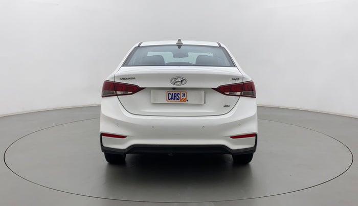 2018 Hyundai Verna 1.6 CRDI SX + AT, Diesel, Automatic, 97,553 km, Back/Rear