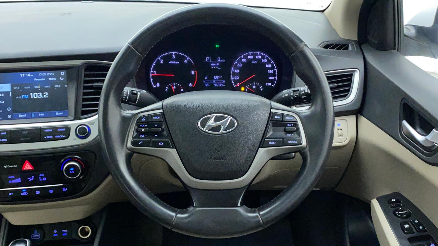 2018 Hyundai Verna 1.6 CRDI SX + AT, Diesel, Automatic, 97,553 km, Steering Wheel Close Up
