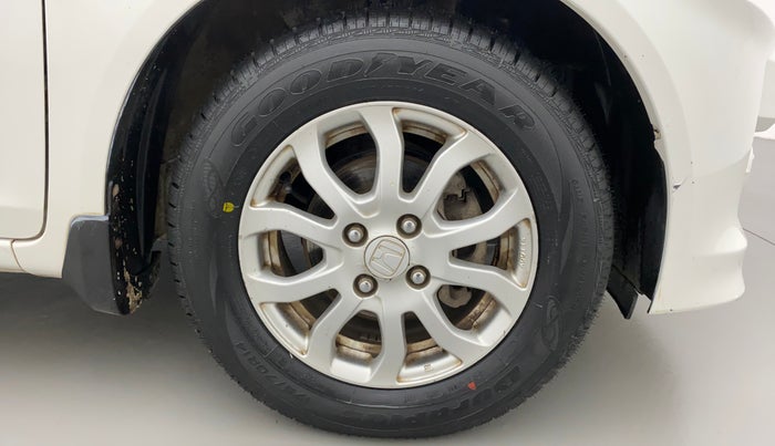 2015 Honda Amaze 1.2L I-VTEC VX, Petrol, Manual, 98,265 km, Right Front Wheel