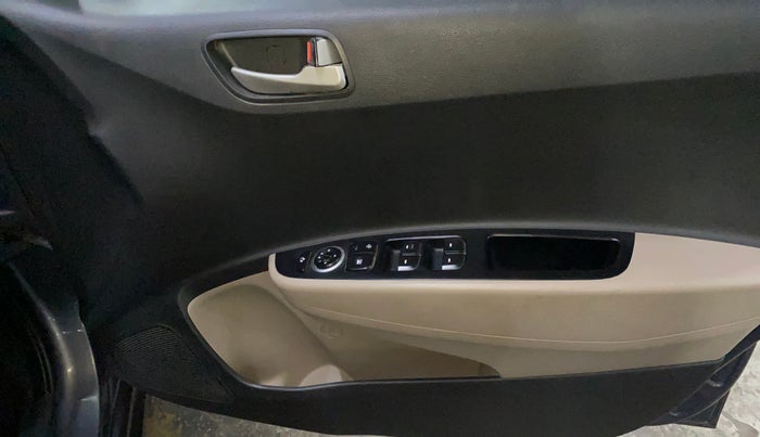 2014 Hyundai Grand i10 SPORTZ 1.2 KAPPA VTVT, Petrol, Manual, 98,870 km, Driver Side Door Panels Control