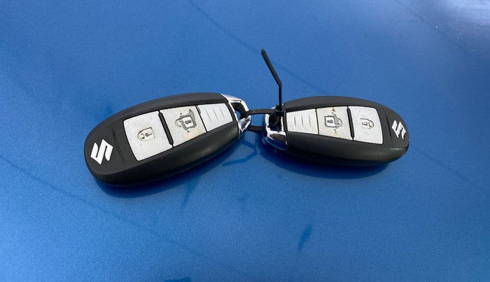 2017 Maruti IGNIS ZETA 1.2 AMT, Petrol, Automatic, 39,407 km, Key Close Up