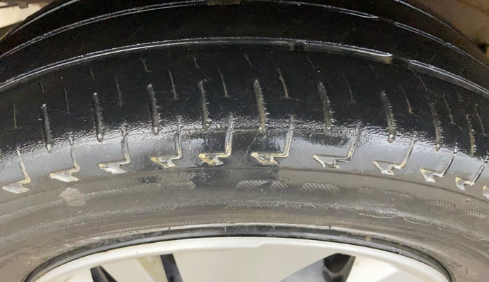 2018 Honda Amaze 1.2L I-VTEC S, Petrol, Manual, 33,203 km, Right Rear Tyre Tread