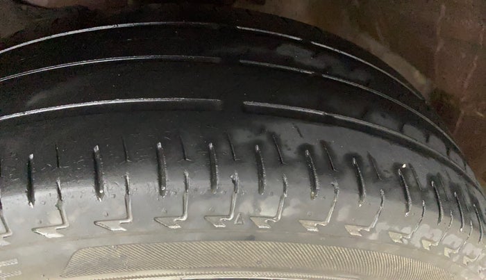 2018 Honda Amaze 1.2L I-VTEC S, Petrol, Manual, 33,203 km, Left Front Tyre Tread