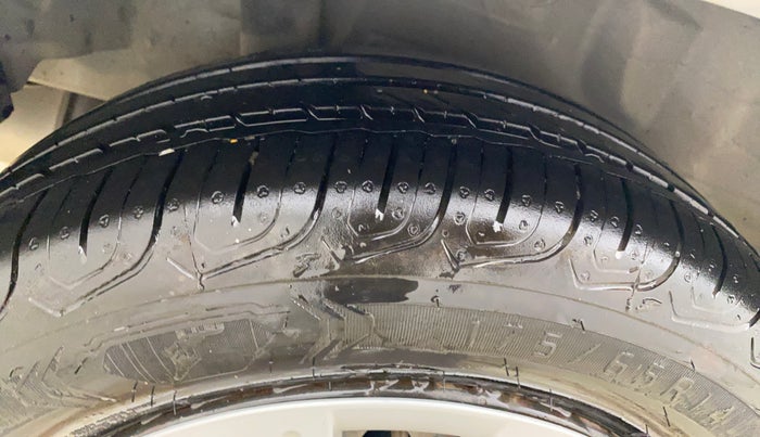 2015 Honda Amaze 1.2L I-VTEC S, Petrol, Manual, 20,240 km, Right Rear Tyre Tread