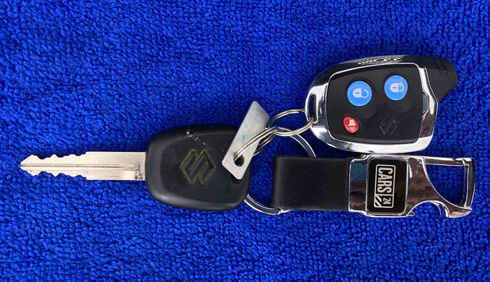 2018 Maruti Alto K10 VXI P, Petrol, Manual, 34,198 km, Key Close Up