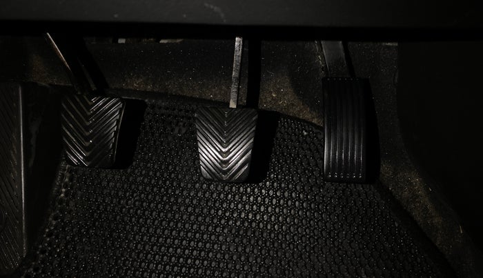 2020 Hyundai Elite i20 SPORTZ PLUS 1.2, CNG, Manual, 66,858 km, Pedals