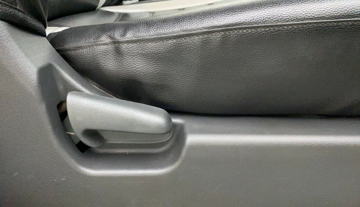 2012 Maruti Wagon R 1.0 LXI, Petrol, Manual, 17,837 km, Driver Side Adjustment Panel