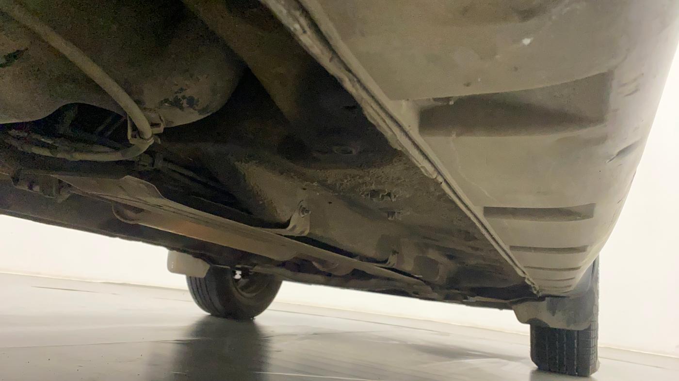 2014 Renault Duster RXE PETROL, Petrol, Manual, 41,690 km, Right Side Underbody