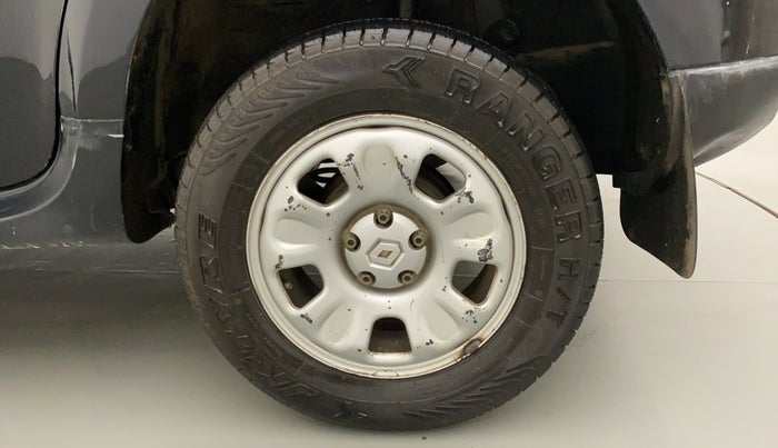 2014 Renault Duster RXE PETROL, Petrol, Manual, 41,690 km, Left Rear Wheel