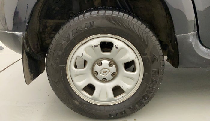 2014 Renault Duster RXE PETROL, Petrol, Manual, 41,690 km, Right Rear Wheel