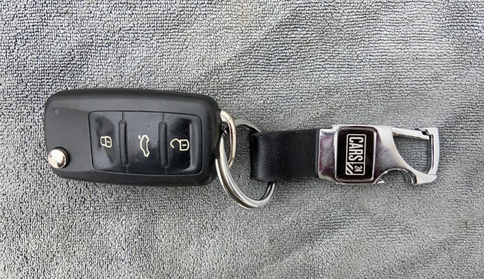 2020 Skoda Rapid STYLE TSI, Petrol, Manual, 1,14,171 km, Key Close Up