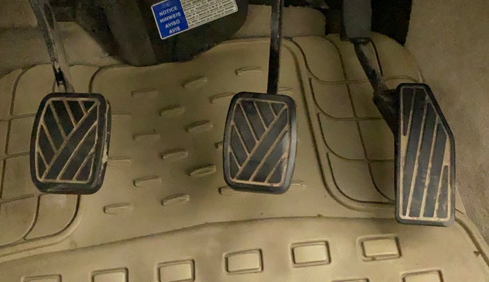 2018 Maruti Dzire VDI, Diesel, Manual, 26,836 km, Pedals