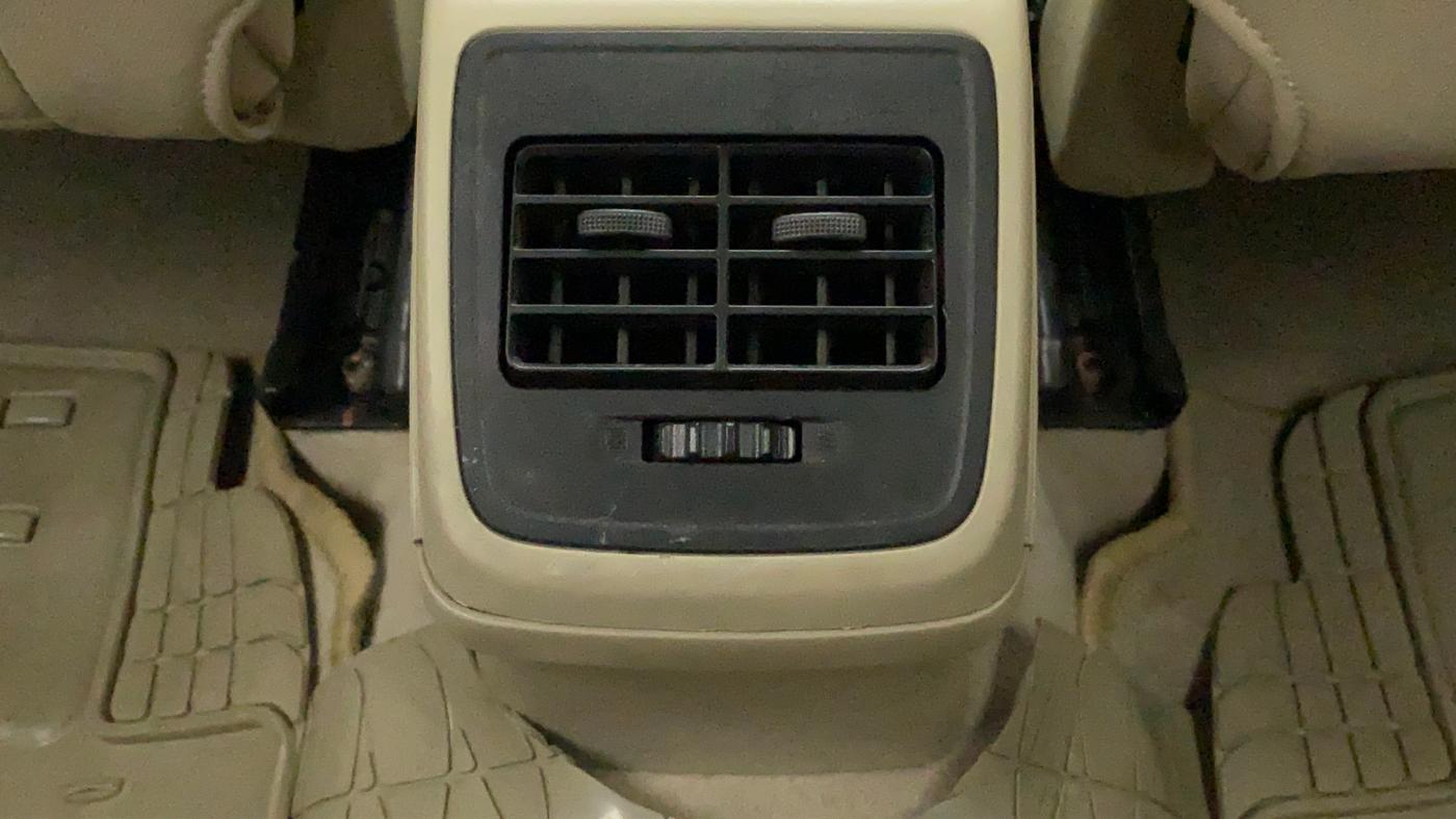 2018 Maruti Dzire VDI, Diesel, Manual, 26,836 km, Rear AC Vents
