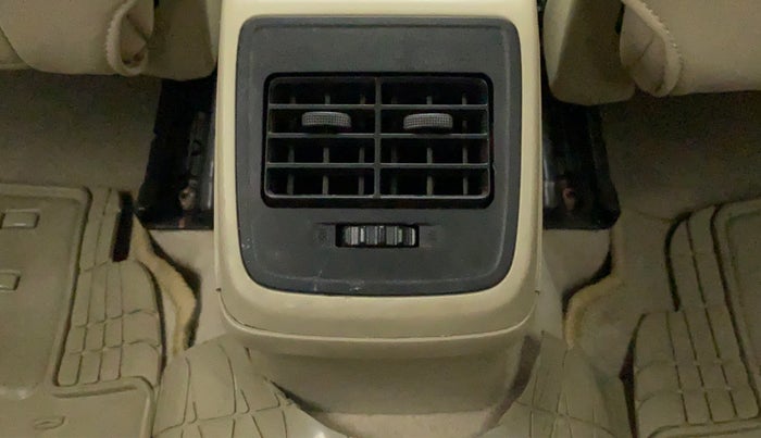 2018 Maruti Dzire VDI, Diesel, Manual, 26,836 km, Rear AC Vents