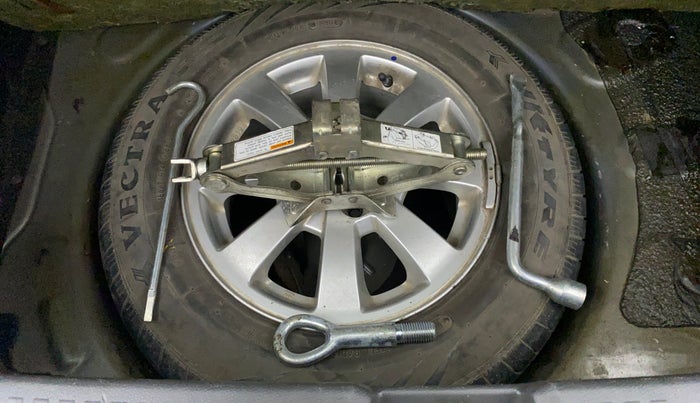 2010 Maruti Swift ZXI D, Petrol, Manual, 47,951 km, Spare Tyre