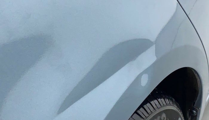 2010 Maruti Swift ZXI D, Petrol, Manual, 47,951 km, Right quarter panel - Slightly dented