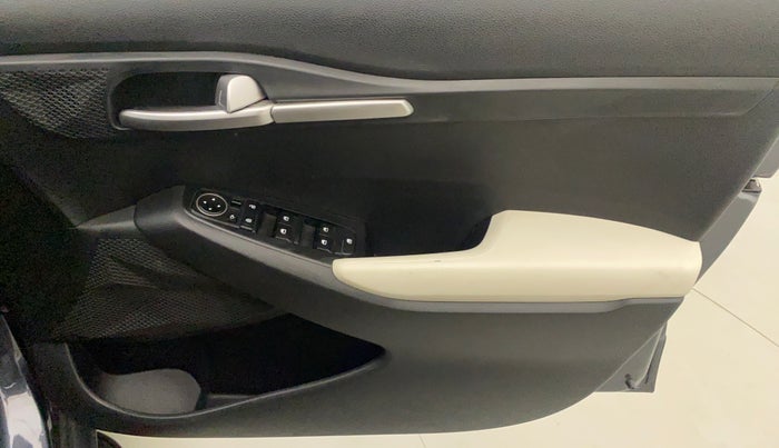 2021 KIA SELTOS HTK PLUS 1.5 IMT, Petrol, Manual, 15,590 km, Driver Side Door Panels Control