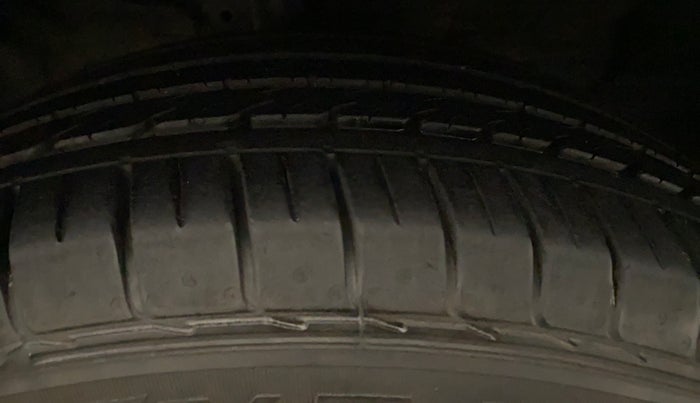 2021 KIA SELTOS HTK PLUS 1.5 IMT, Petrol, Manual, 15,590 km, Left Rear Tyre Tread