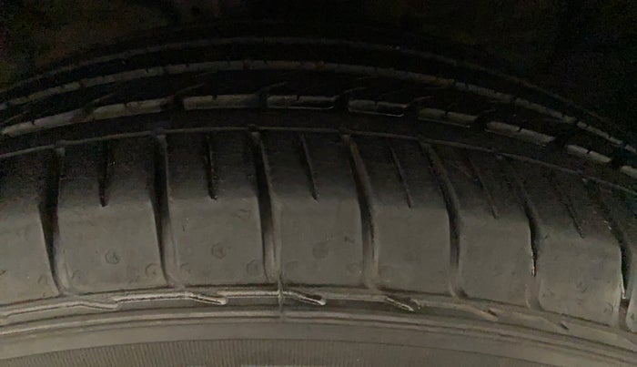 2021 KIA SELTOS HTK PLUS 1.5 IMT, Petrol, Manual, 15,590 km, Right Front Tyre Tread