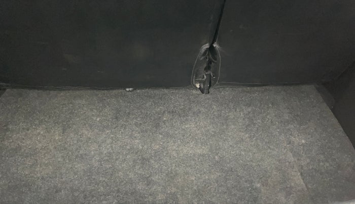 2017 Maruti Swift LXI (O), Petrol, Manual, 62,149 km, Boot Inside