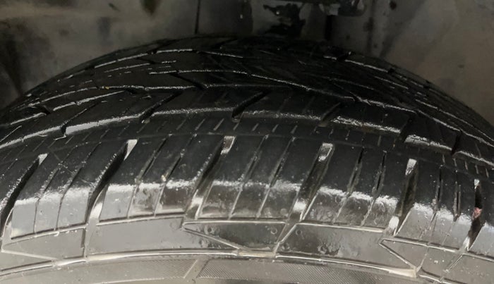 2019 Jeep Compass SPORT PLUS 2.0 DIESEL, Diesel, Manual, 67,992 km, Left Front Tyre Tread