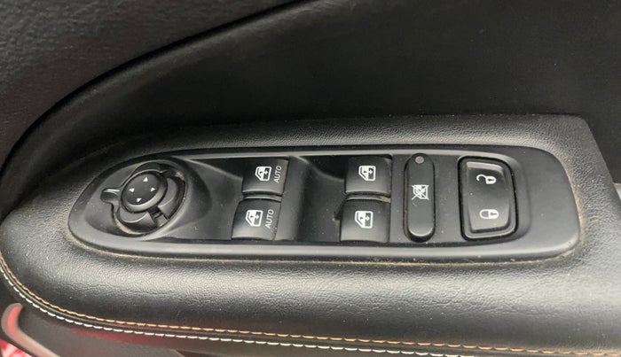 2019 Jeep Compass SPORT PLUS 2.0 DIESEL, Diesel, Manual, 67,992 km, Driver Side Door Panels Control