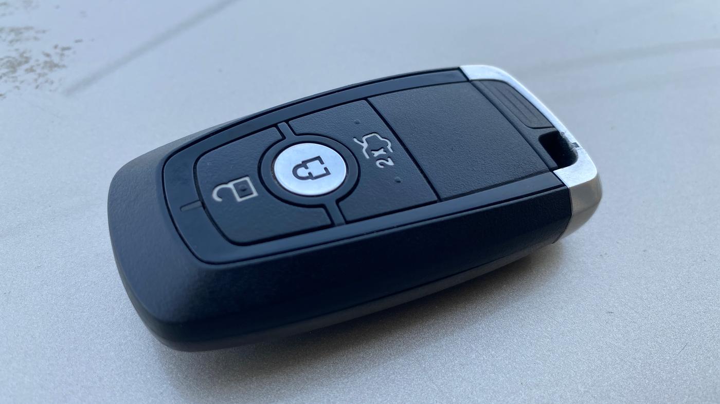 2018 Ford FREESTYLE TITANIUM PLUS 1.2 PETROL, Petrol, Manual, 1,36,610 km, Key Close Up