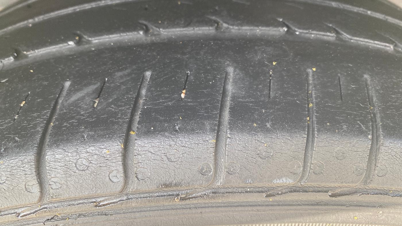 2018 Ford FREESTYLE TITANIUM PLUS 1.2 PETROL, Petrol, Manual, 1,36,610 km, Left Rear Tyre Tread