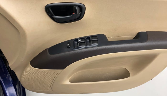 2010 Hyundai i10 MAGNA 1.2, Petrol, Manual, 42,872 km, Driver Side Door Panels Control