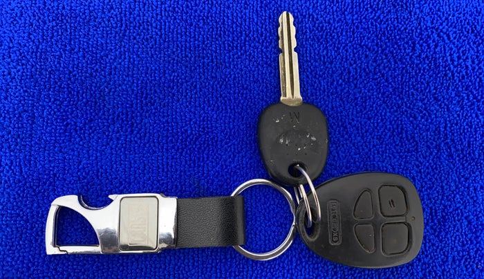 2010 Hyundai i10 MAGNA 1.2, Petrol, Manual, 42,872 km, Key Close Up