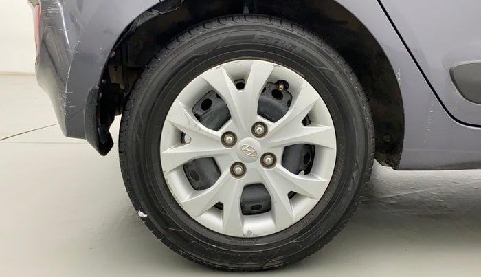 2014 Hyundai Grand i10 SPORTZ 1.2 KAPPA VTVT, Petrol, Manual, 80,039 km, Right Rear Wheel