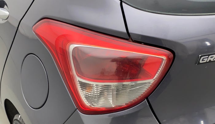 2014 Hyundai Grand i10 SPORTZ 1.2 KAPPA VTVT, Petrol, Manual, 80,039 km, Left tail light - Minor damage