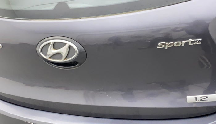 2014 Hyundai Grand i10 SPORTZ 1.2 KAPPA VTVT, Petrol, Manual, 80,039 km, Dicky (Boot door) - Minor scratches