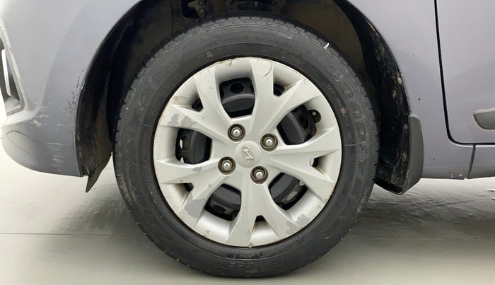 2014 Hyundai Grand i10 SPORTZ 1.2 KAPPA VTVT, Petrol, Manual, 80,039 km, Left Front Wheel