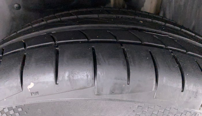 2019 MG HECTOR SHARP DCT PETROL, Petrol, Automatic, 18,945 km, Left Rear Tyre Tread