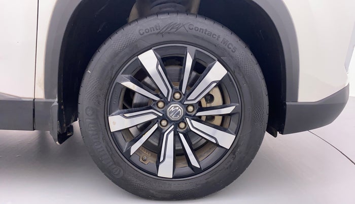 2019 MG HECTOR SHARP DCT PETROL, Petrol, Automatic, 18,945 km, Right Front Wheel