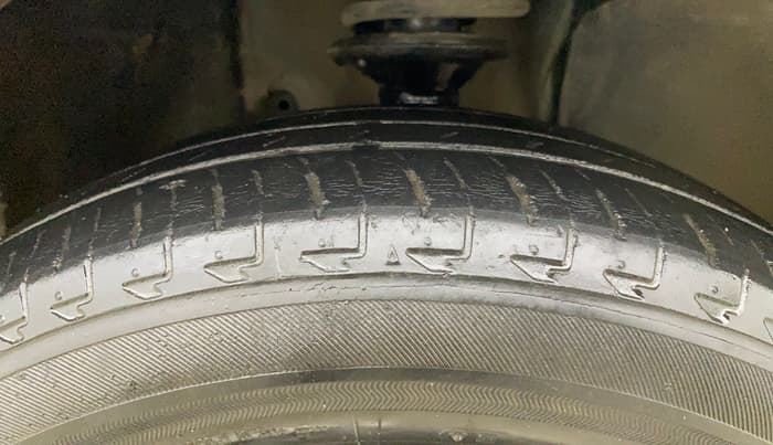 2019 Maruti IGNIS DELTA 1.2 AMT, Petrol, Automatic, 57,260 km, Right Front Tyre Tread