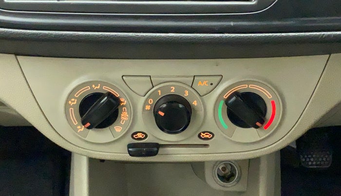 2020 Maruti Alto LXI, Petrol, Manual, 28,756 km, AC Unit - Directional switch has minor damage