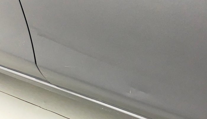 2020 Maruti Alto LXI, Petrol, Manual, 28,756 km, Driver-side door - Slightly dented