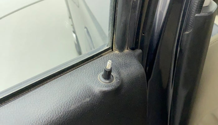 2020 Maruti Alto LXI, Petrol, Manual, 28,756 km, Lock system - Door lock knob has minor damage