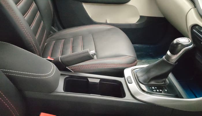 2022 Tata ALTROZ XZA, Petrol, Automatic, 36,252 km, Gear Lever