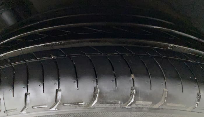 2019 Honda Civic ZX CVT PETROL, Petrol, Automatic, 38,088 km, Left Rear Tyre Tread