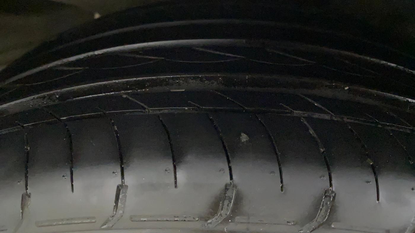 2019 Honda Civic ZX CVT PETROL, Petrol, Automatic, 38,088 km, Left Front Tyre Tread