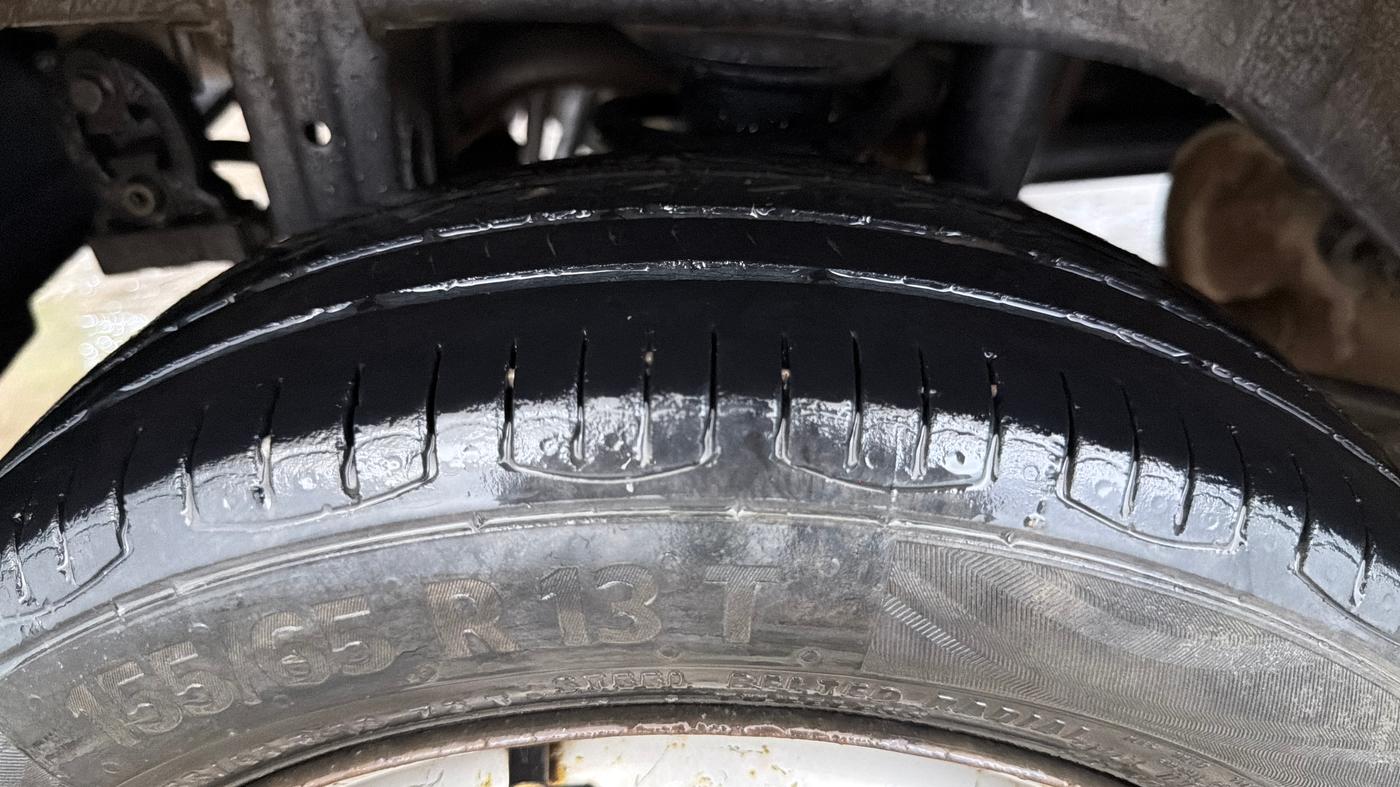 2016 Maruti Alto K10 LXI CNG, CNG, Manual, 1,10,606 km, Right Rear Tyre Tread