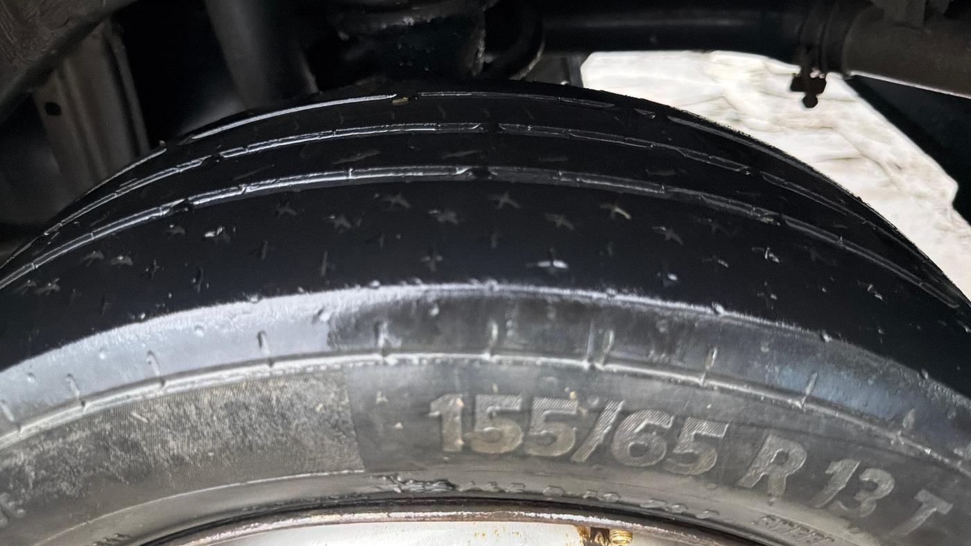 2016 Maruti Alto K10 LXI CNG, CNG, Manual, 1,10,606 km, Left Rear Tyre Tread