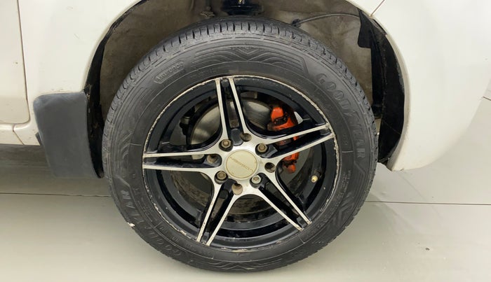 2019 Maruti Alto LXI CNG, CNG, Manual, 52,777 km, Right Front Wheel