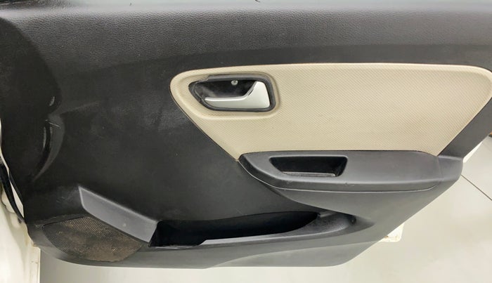 2019 Maruti Alto LXI CNG, CNG, Manual, 52,777 km, Driver Side Door Panels Control